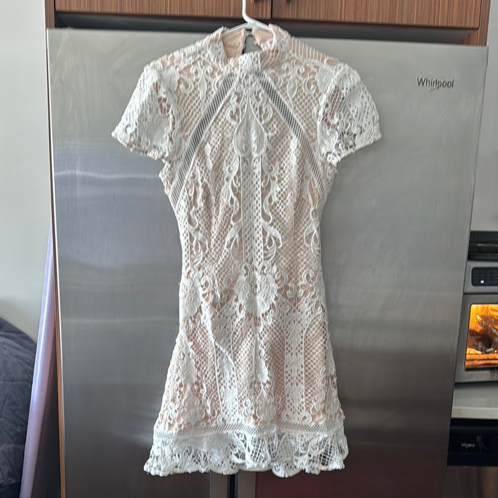 Elegant Cream Lace Dress